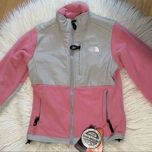 North Face Denali Jacket - Womens/Juniors XS - equivalent to Youth Large!! 💗